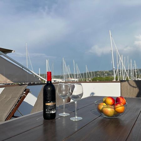 Marina Luxury Houseboat Lace 포르토로즈 외부 사진