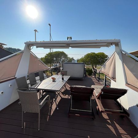 Marina Luxury Houseboat Lace 포르토로즈 외부 사진