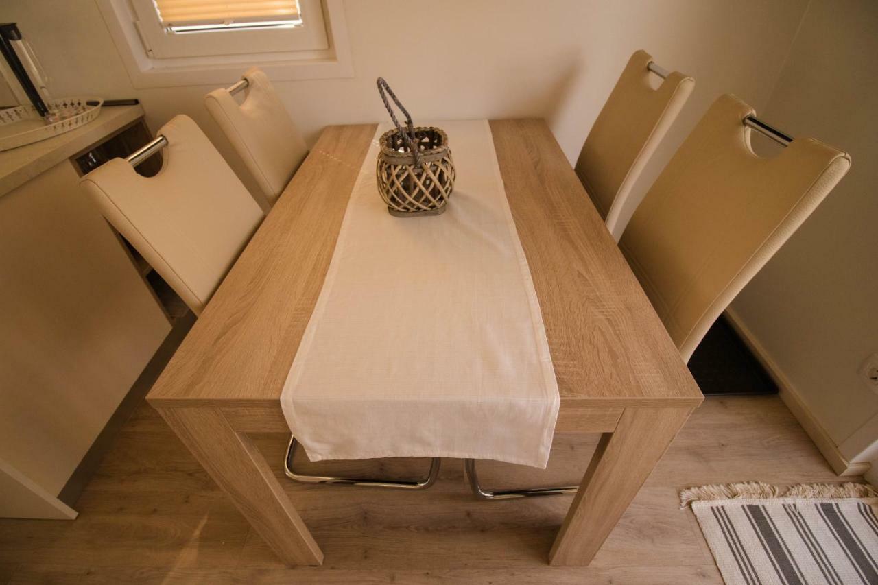 Marina Luxury Houseboat Lace 포르토로즈 외부 사진